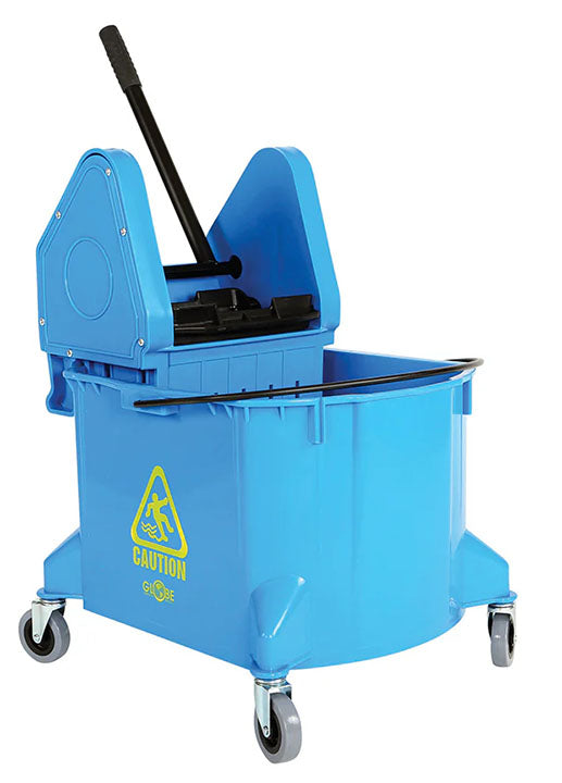 GLOBE DUST PAN WITH WHEELS AND BROOM