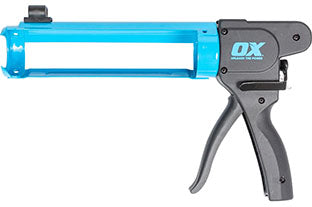 PRO SAUSAGE GUN 20OZ 12:1 THRUST RATIO